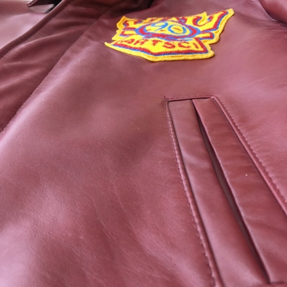 Vintage QUEEN’S UNIVERSITY 1990 Leather Jacket - Picture 15 of 16